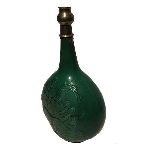 Image of original green vase. Courtesy of the Aga Khan Museum